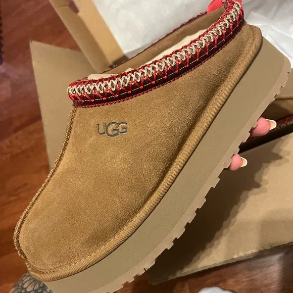 UGG Tazz women’s booties - Picture 7 of 13